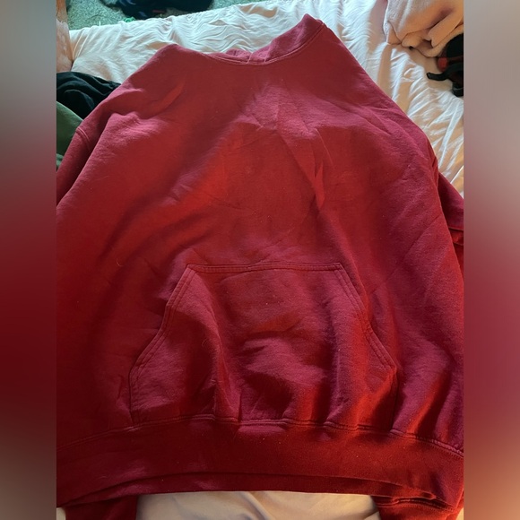 Large Burgendy Gildan hoodie with ghost face design on the BACK - Picture 5 of 5